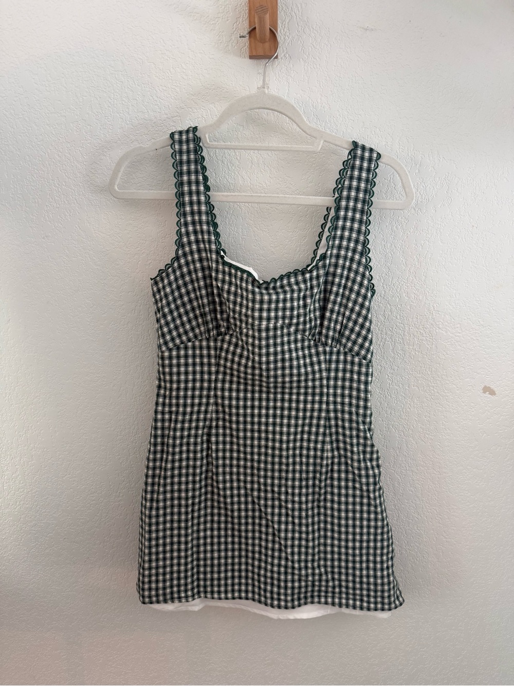 RIHOAS White Lined Dress with Green Accent